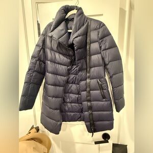 AUTHENTIC MACKAGE light puffer jacket. Size small